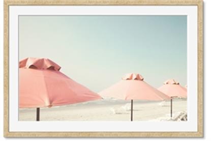 Image de Pink Beach Umbrellas